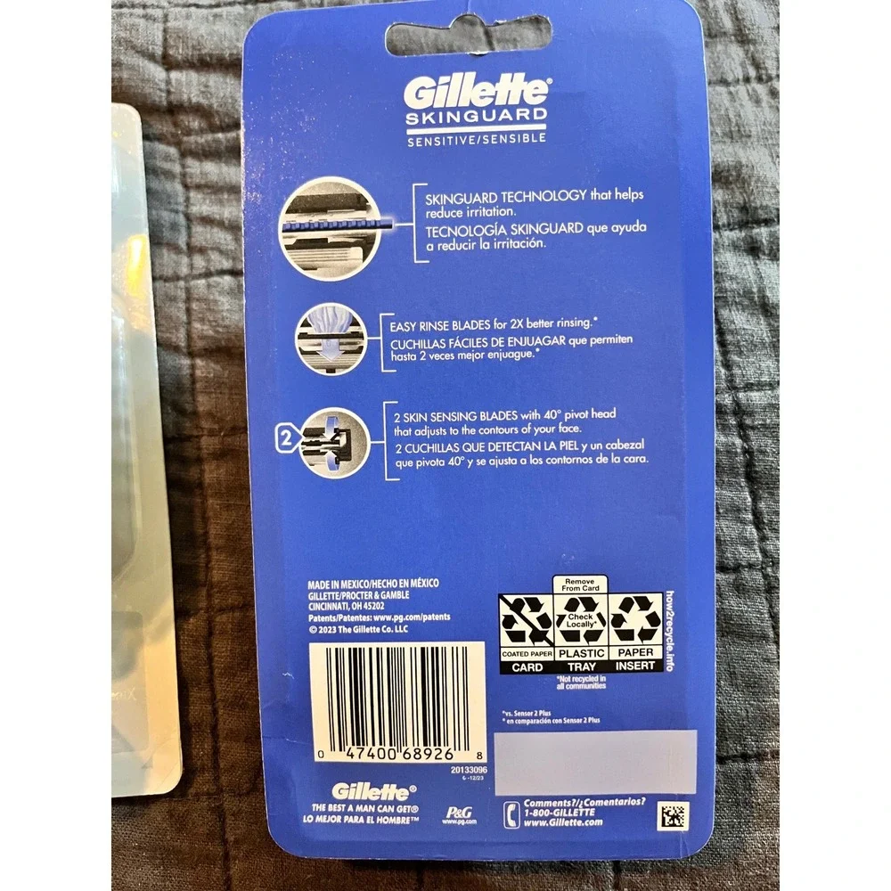 Schick Xtreme 3‎ 4 & Gillette SkinGuard Sensitive Disposable Razors Bundle